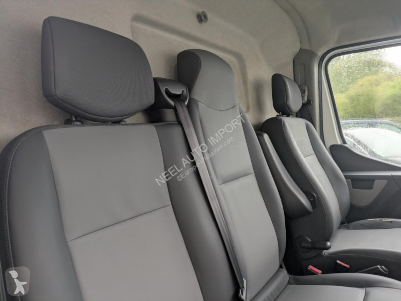 Veículo utilitário Nissan