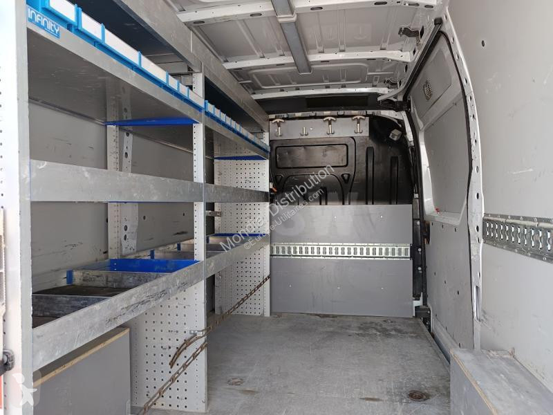 Veículo utilitário Renault F3500 L2H2 DCI 135...