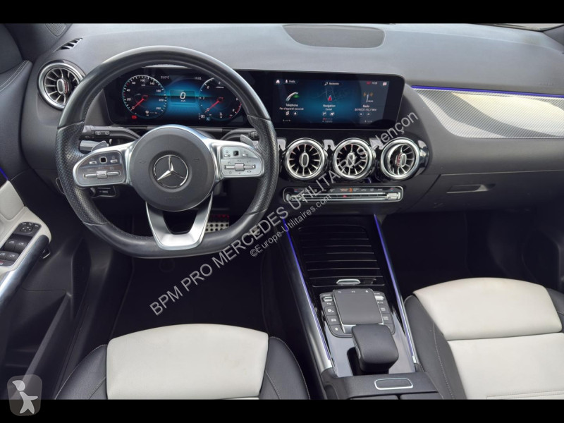 Veículo utilitário Mercedes GLA 200 d 150ch AMG...