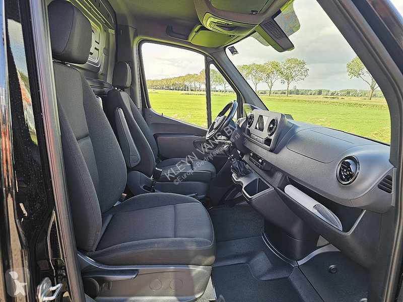 Veicolo commerciale Mercedes 317 L2H2 Navi Mbux AC