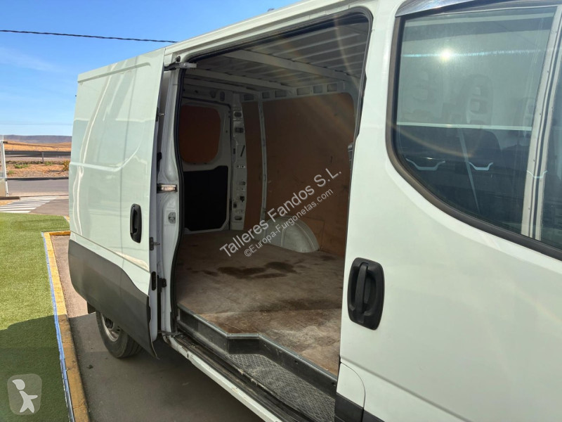Užitkové vozidlo Iveco  35S14 V 9m3