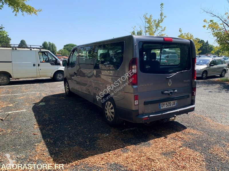 Véhicule utilitaire Renault TRAFIC