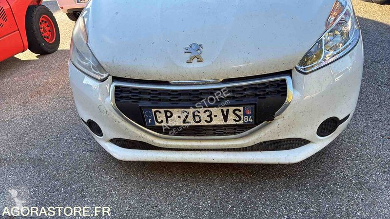 Véhicule utilitaire Peugeot 208