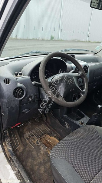Véhicule utilitaire Citroën BERLINGO