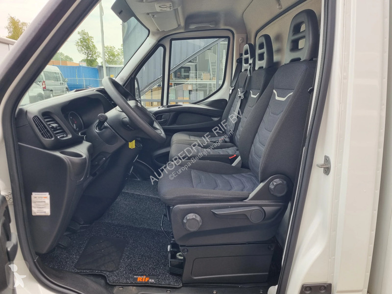 Veículo utilitário Iveco 35C16 D