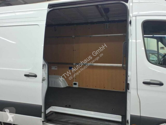 Autoutilitară Mercedes Sprinter 317...