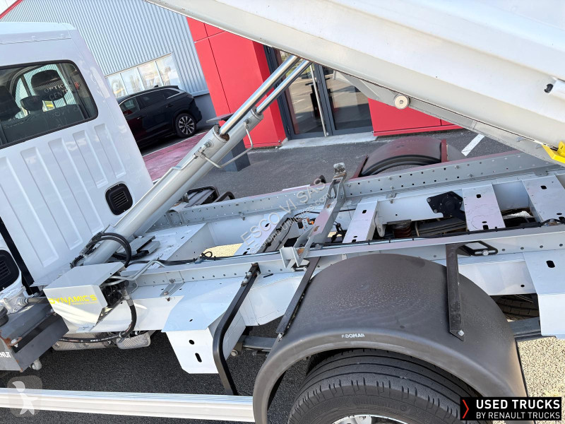 Véhicule utilitaire Renault 145 DCI