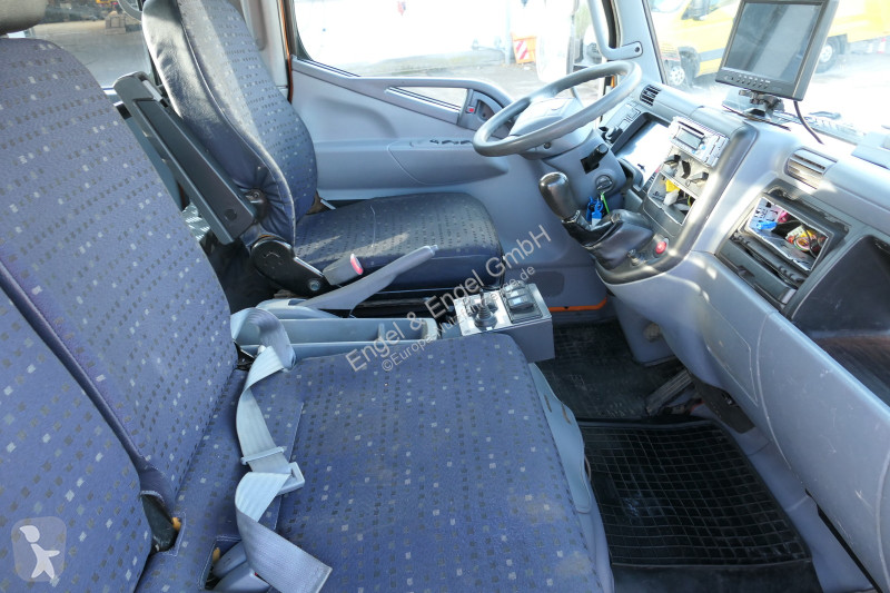 Véhicule utilitaire Mitsubishi Pfau Rexter A...