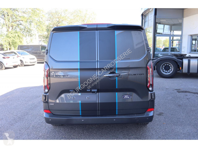 Véhicule utilitaire Ford