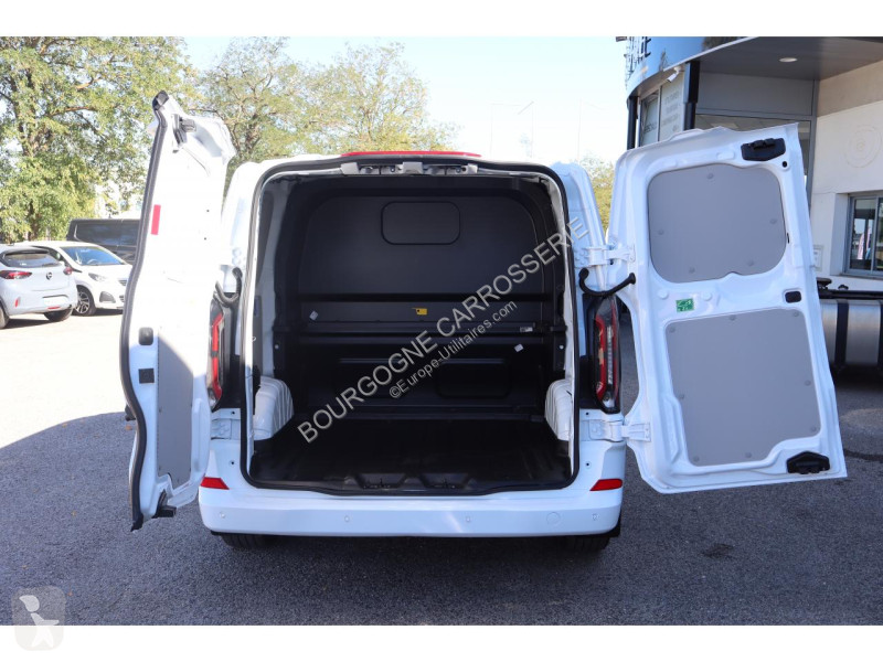 Véhicule utilitaire Ford
