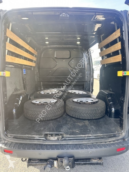 Véhicule utilitaire Ford 270 L1H1 2.2 TDCI...