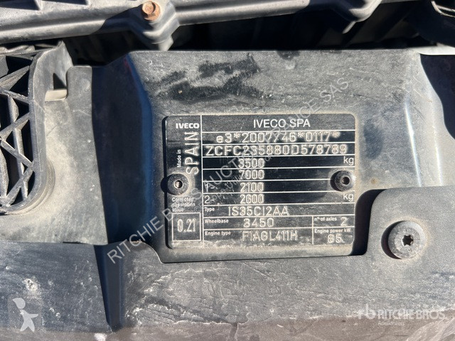 Véhicule utilitaire Iveco 35-120