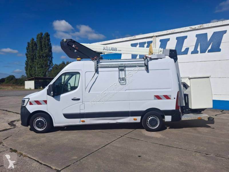 Véhicule utilitaire Renault 2.3 DCI 145