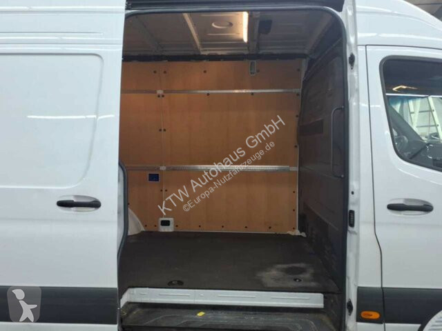 Užitkové vozidlo Mercedes Sprinter 317...