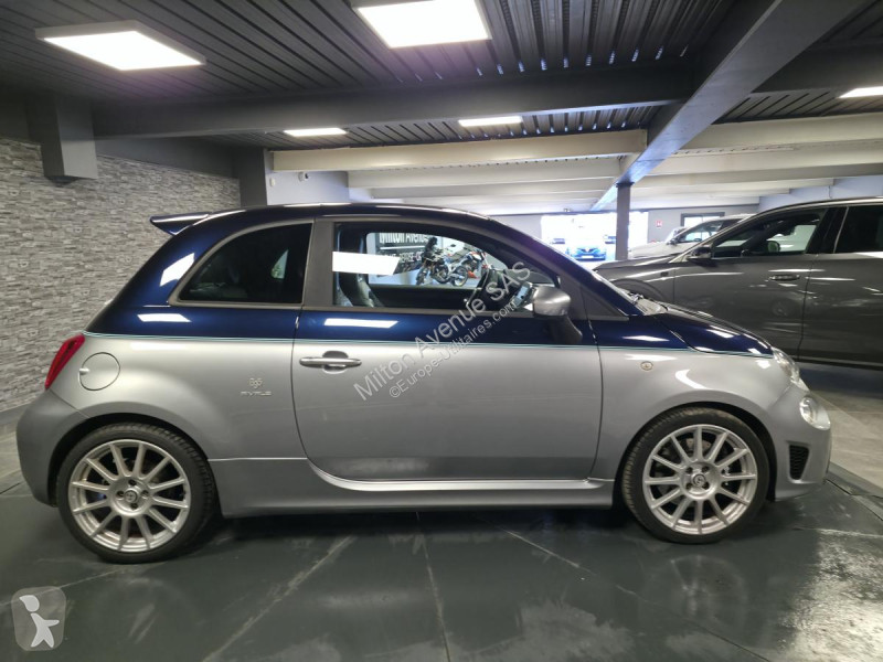 Véhicule utilitaire Abarth