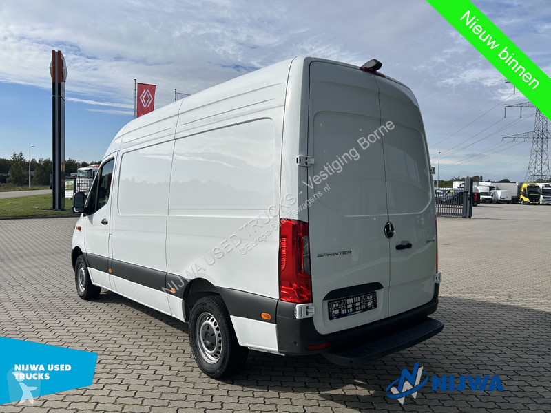 Véhicule utilitaire Mercedes 317 CDI L2H2...