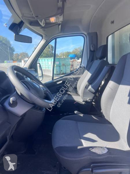 Véhicule utilitaire Renault 165 DCI