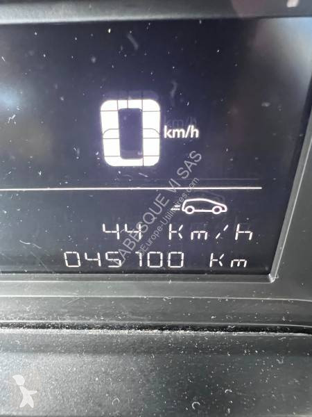 Véhicule utilitaire Peugeot 1.5 HDI 100CH BVM6