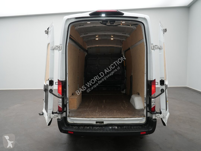 Véhicule utilitaire Ford e 184pk E-