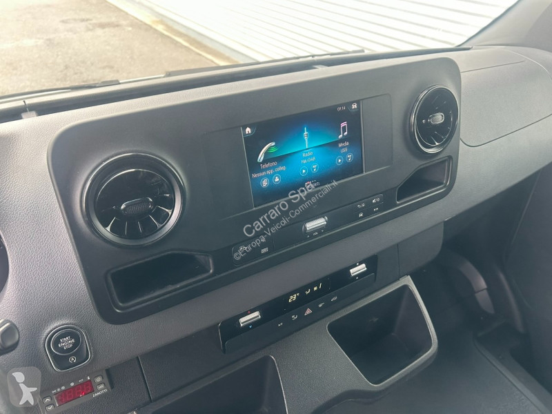 Veicolo commerciale Mercedes III