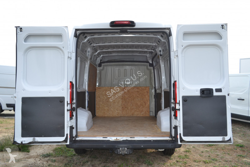 عربة نفعية Peugeot PEUGEOT BOXER FG 330 L2H2...