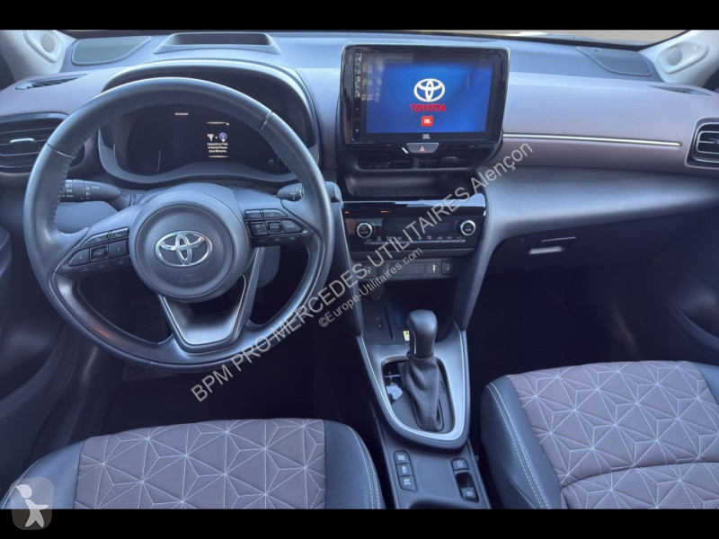 Veicolo commerciale Toyota 116h Collection MY22
