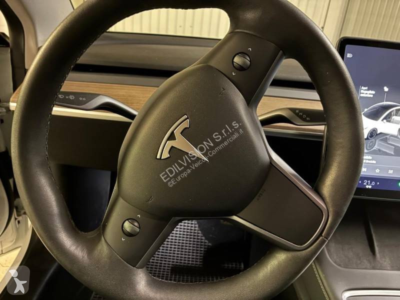 Veicolo commerciale Tesla