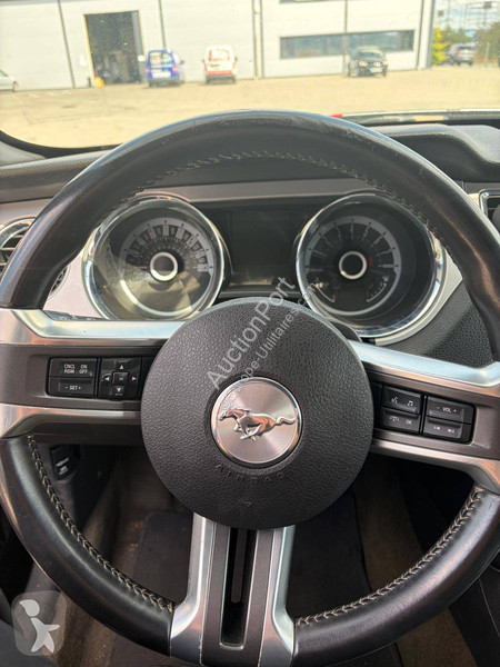 Коммерческий автомобиль Ford GT