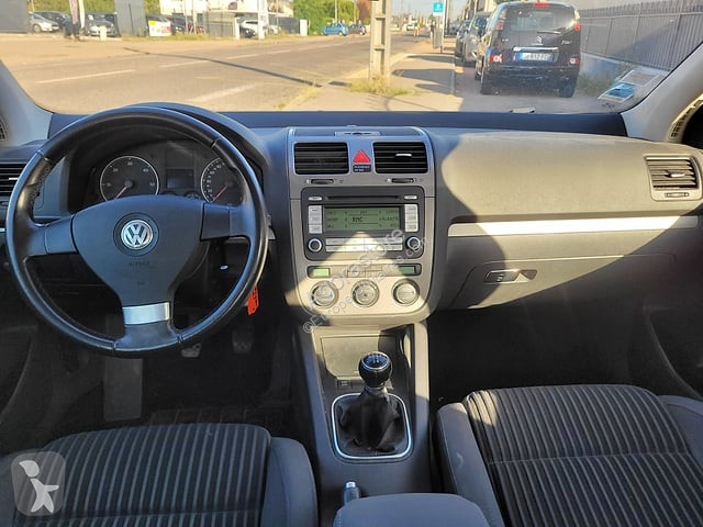 Коммерческий автомобиль Volkswagen GOLF