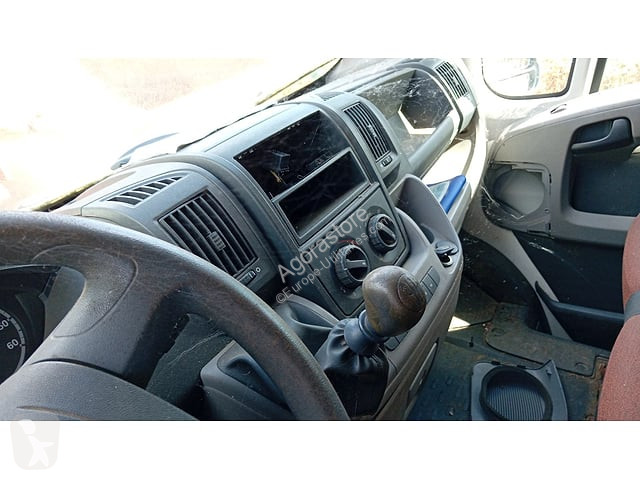 Коммерческий автомобиль Fiat DUCATO