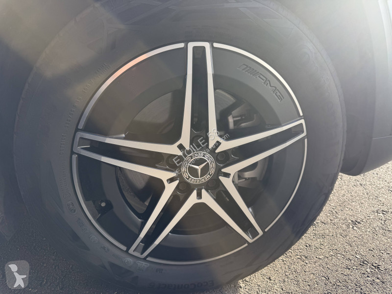 Mercedes EQA 250+ van
