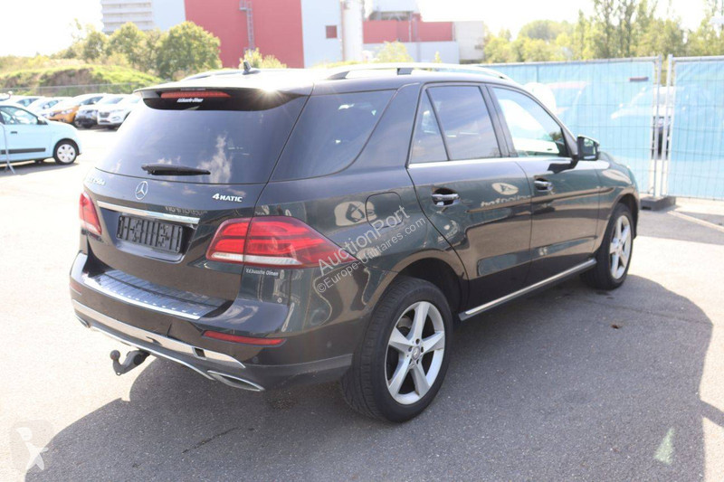 Mercedes d 4MATIC GLE van