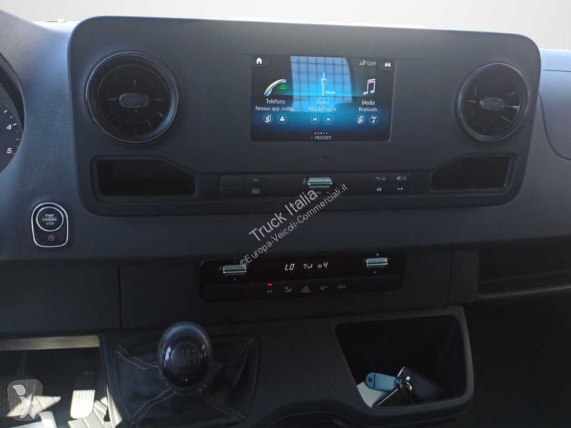 Nyttofordon Mercedes III 414 RWD - sprinter 414...