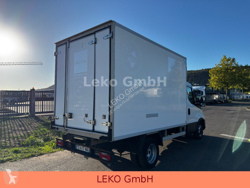 Nyttofordon Iveco 35C14 Mit Carrier Xr 350