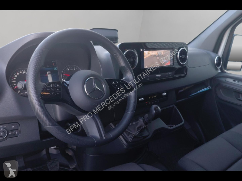 Коммерческий автомобиль Mercedes Fg 315 CDI 37...