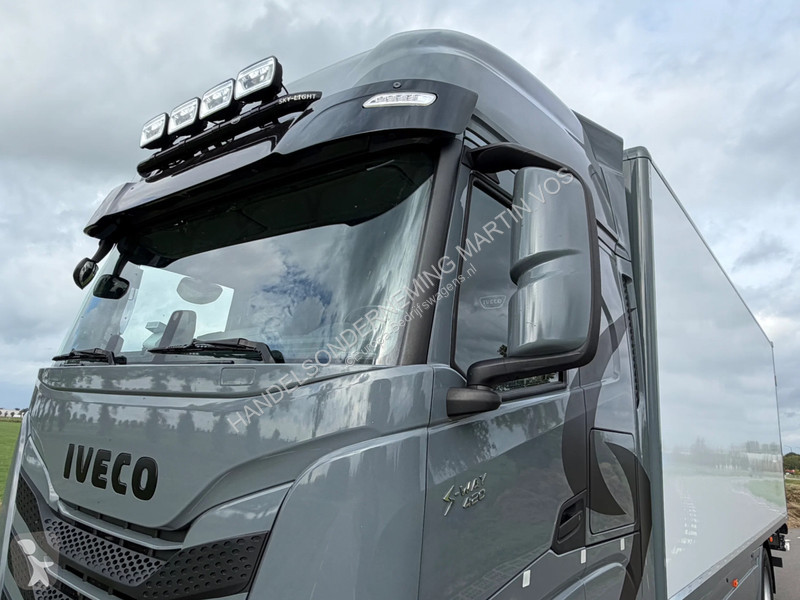 Nyttofordon Iveco  S-WAY