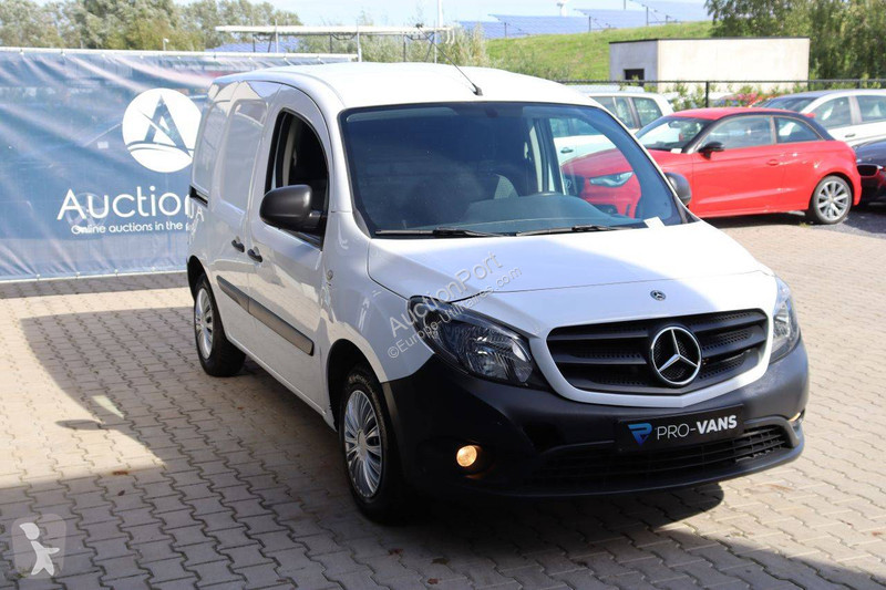 Nyttofordon Mercedes
