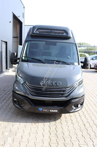 Nyttofordon Iveco 35S18
