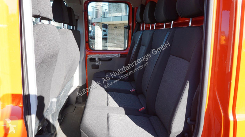 عربة نفعية Volkswagen 35 2.0 TDI Doka L4...