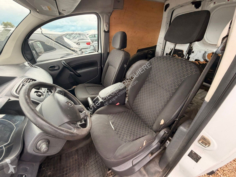 Véhicule utilitaire Renault II 1.5 DCi 75...