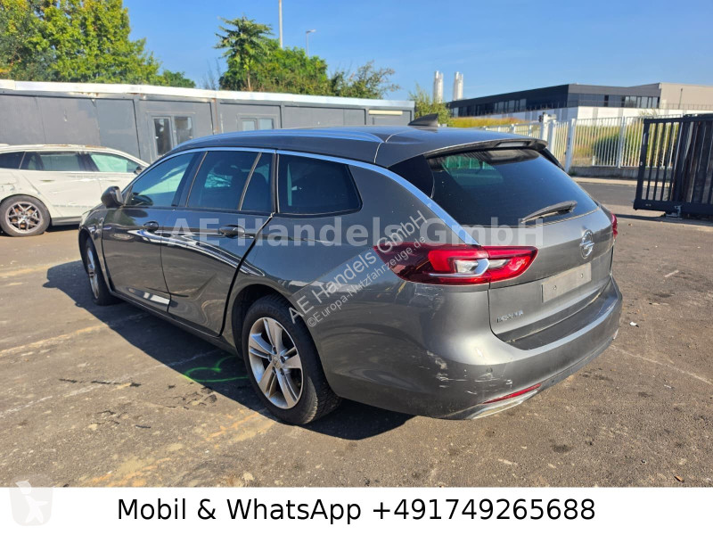 Véhicule utilitaire Opel B Sports Tourer...