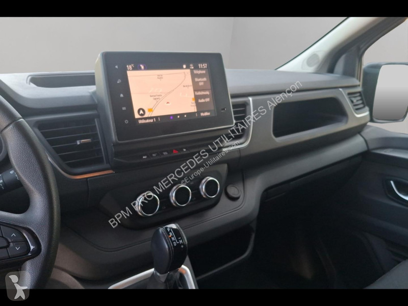 Samochód dostawczy Renault Fg L1H1 2T8 2.0 Blue...