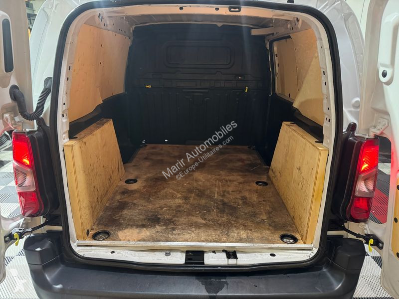 Véhicule utilitaire Peugeot PARTNER