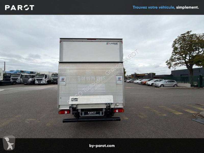 Furgoneta Iveco