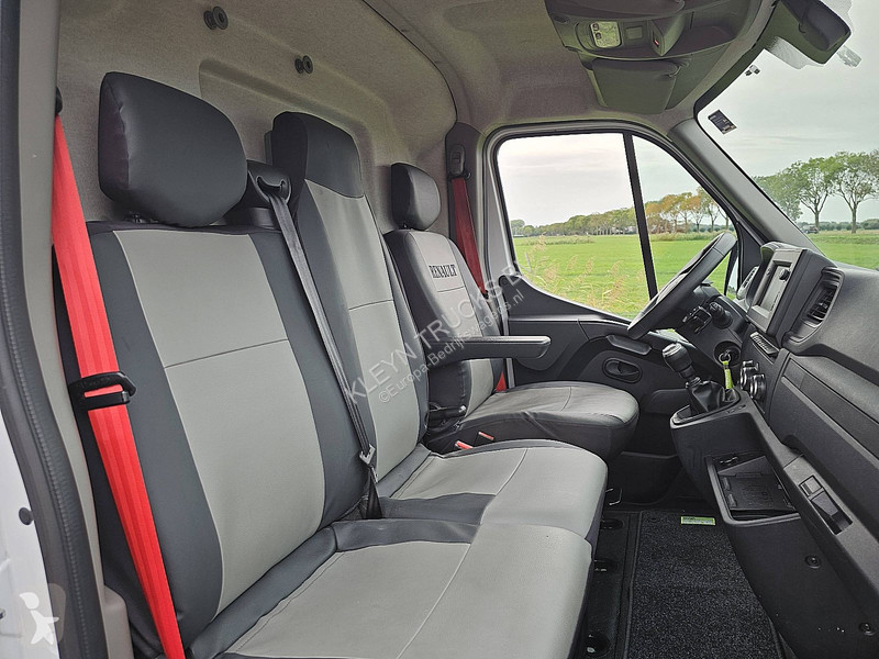 عربة نفعية Renault 2.3 DCI 150 RED L3H2