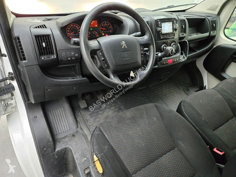 عربة نفعية Peugeot 435 2.0 BlueHDI L3H2 Pro