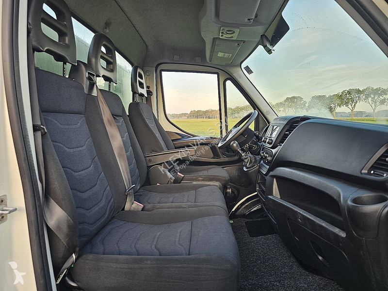 Véhicule utilitaire Iveco 35C12 KIPPER 45 dkm.!!