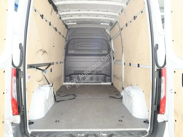 Коммерческий автомобиль Mercedes eSprinter 312...