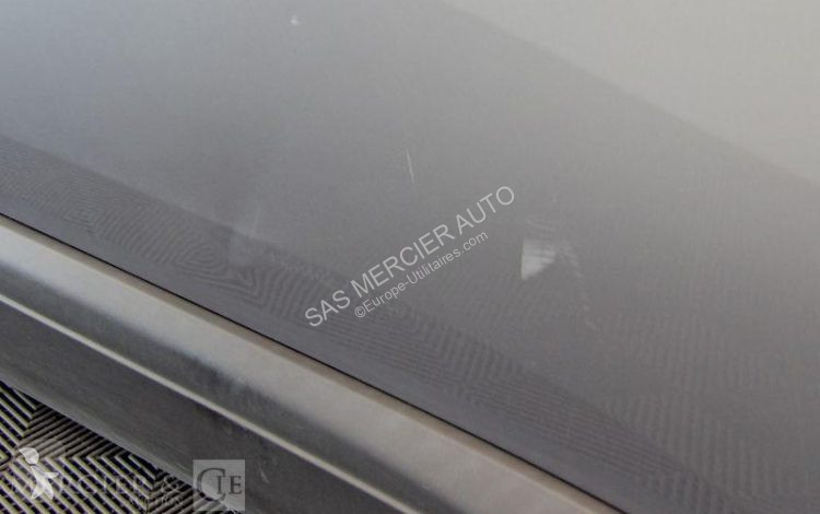 Samochód dostawczy Peugeot