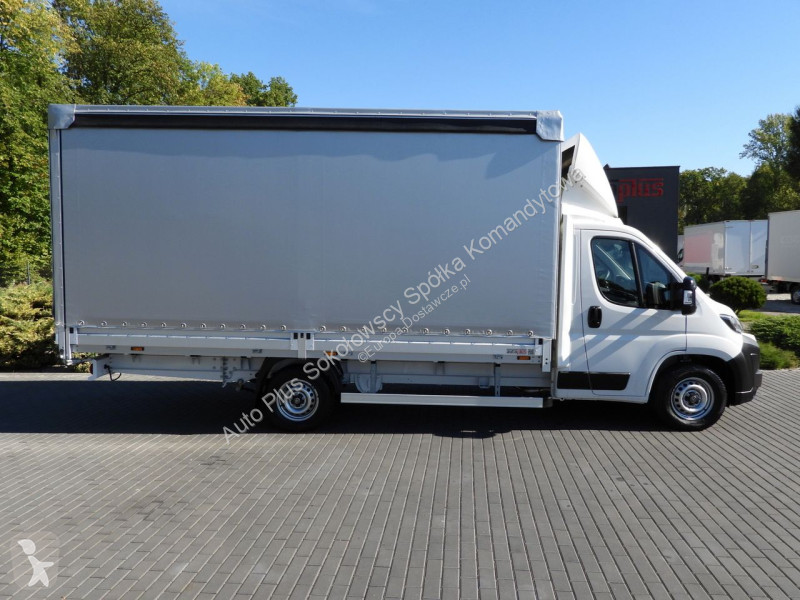 Samochód dostawczy Toyota MAX